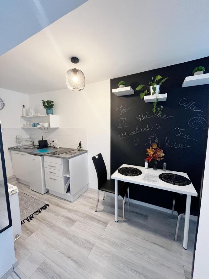 Tramini Apartmanok Eger Eksteriør bilde